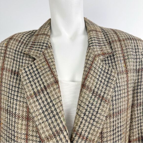 Vintage Pierre Balmain Houndstooth Blazer - Picture 6 of 14